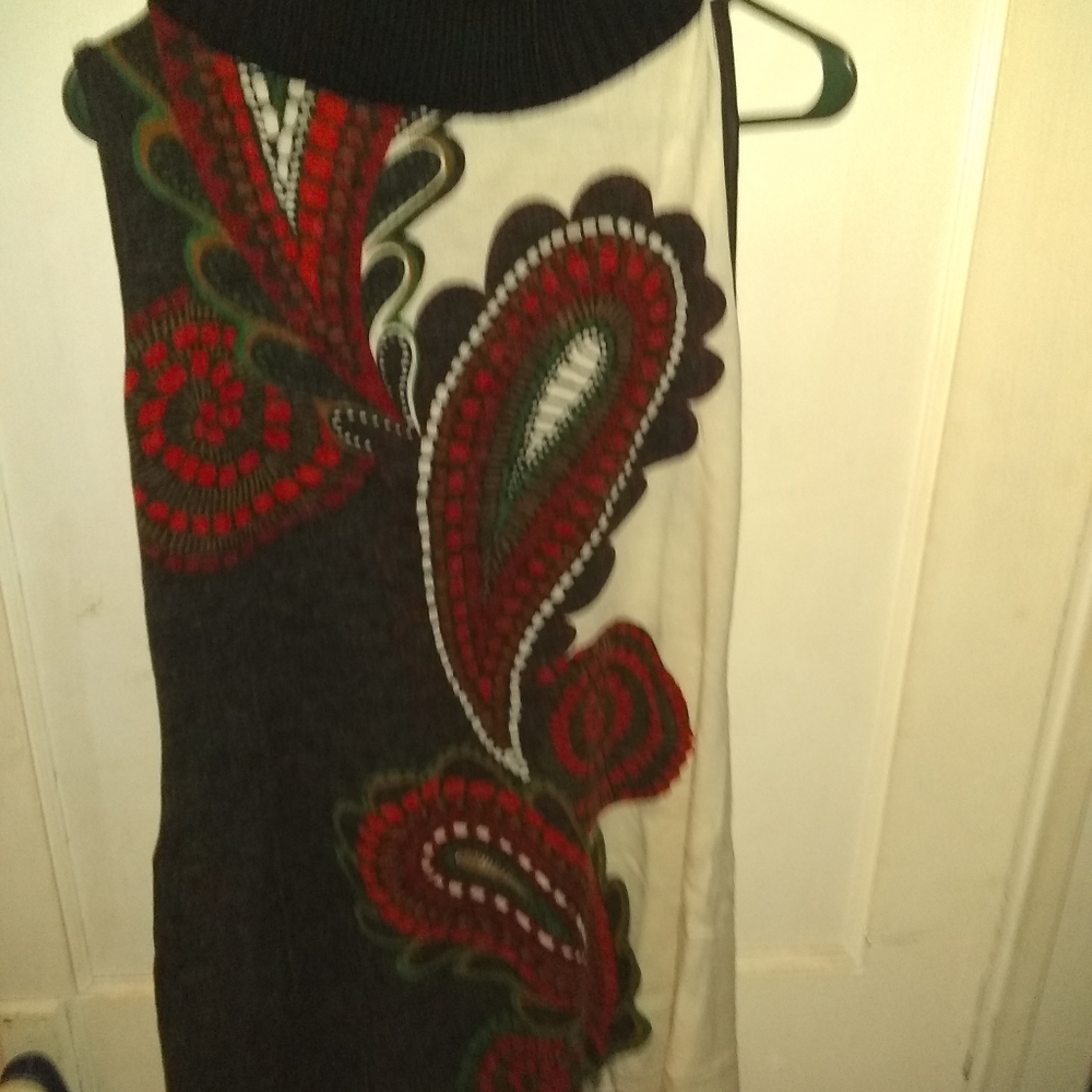 Arueh sleeveless sweater